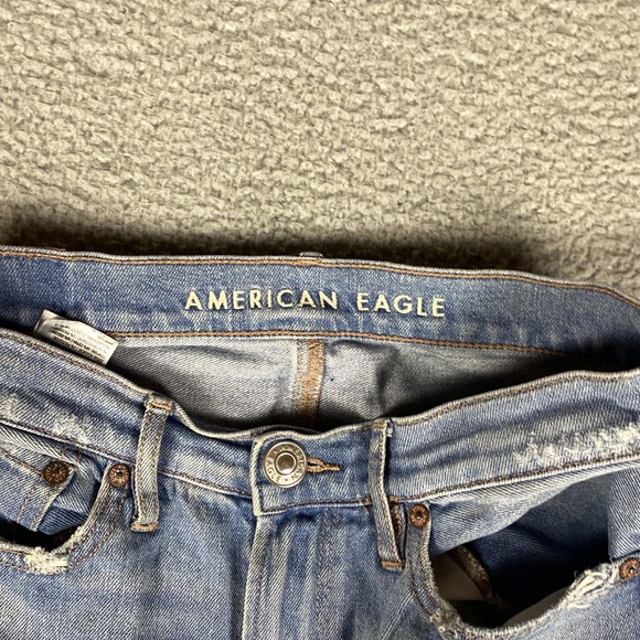 American Eagle Jeans Womens 2 Blue Baggy Jean High Rise Distressed Light Wash - Picture 8 of 13